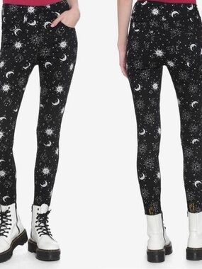 Black Celestial Print Leggings